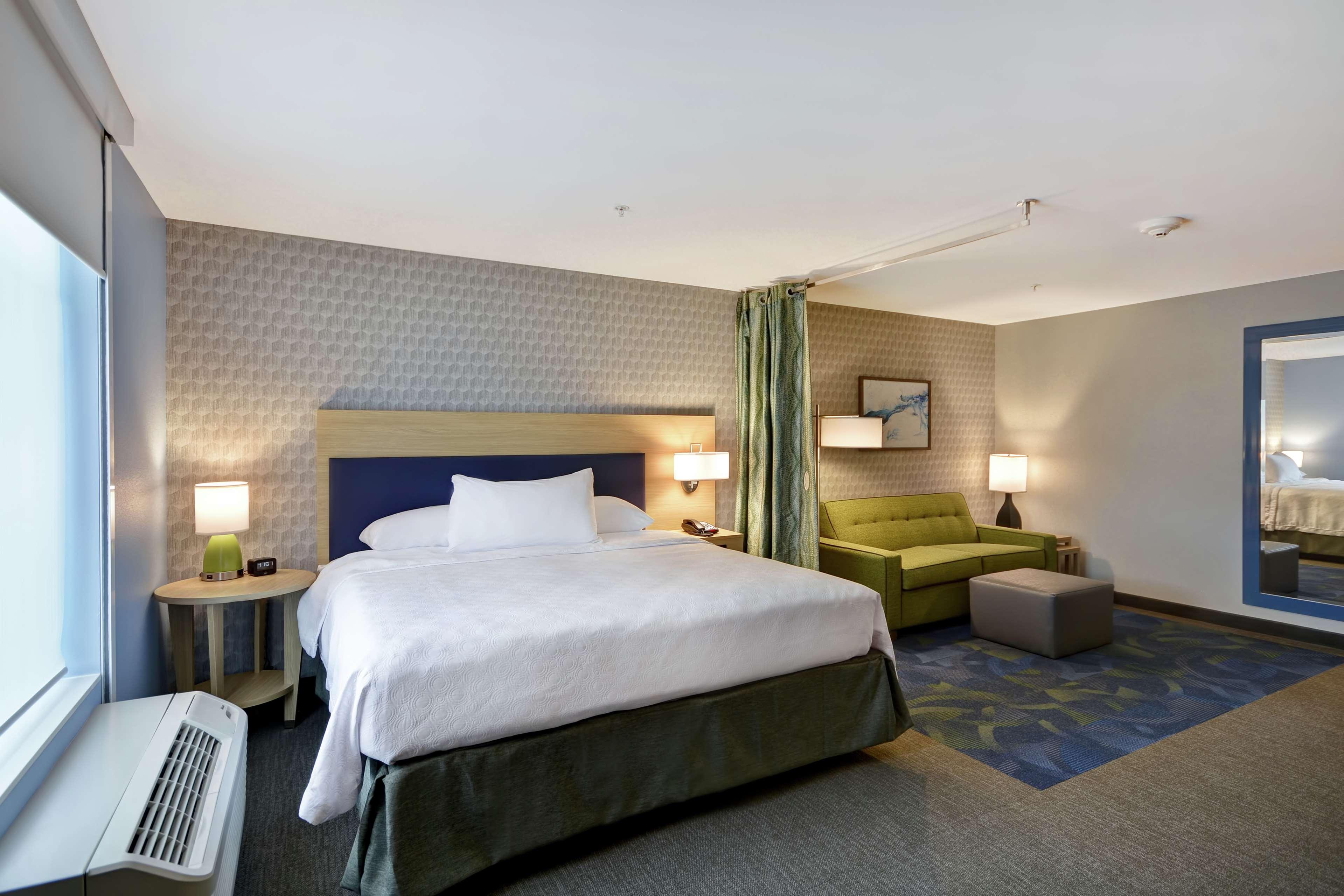 Home2 Suites By Hilton Grand Rapids North Walker Extérieur photo
