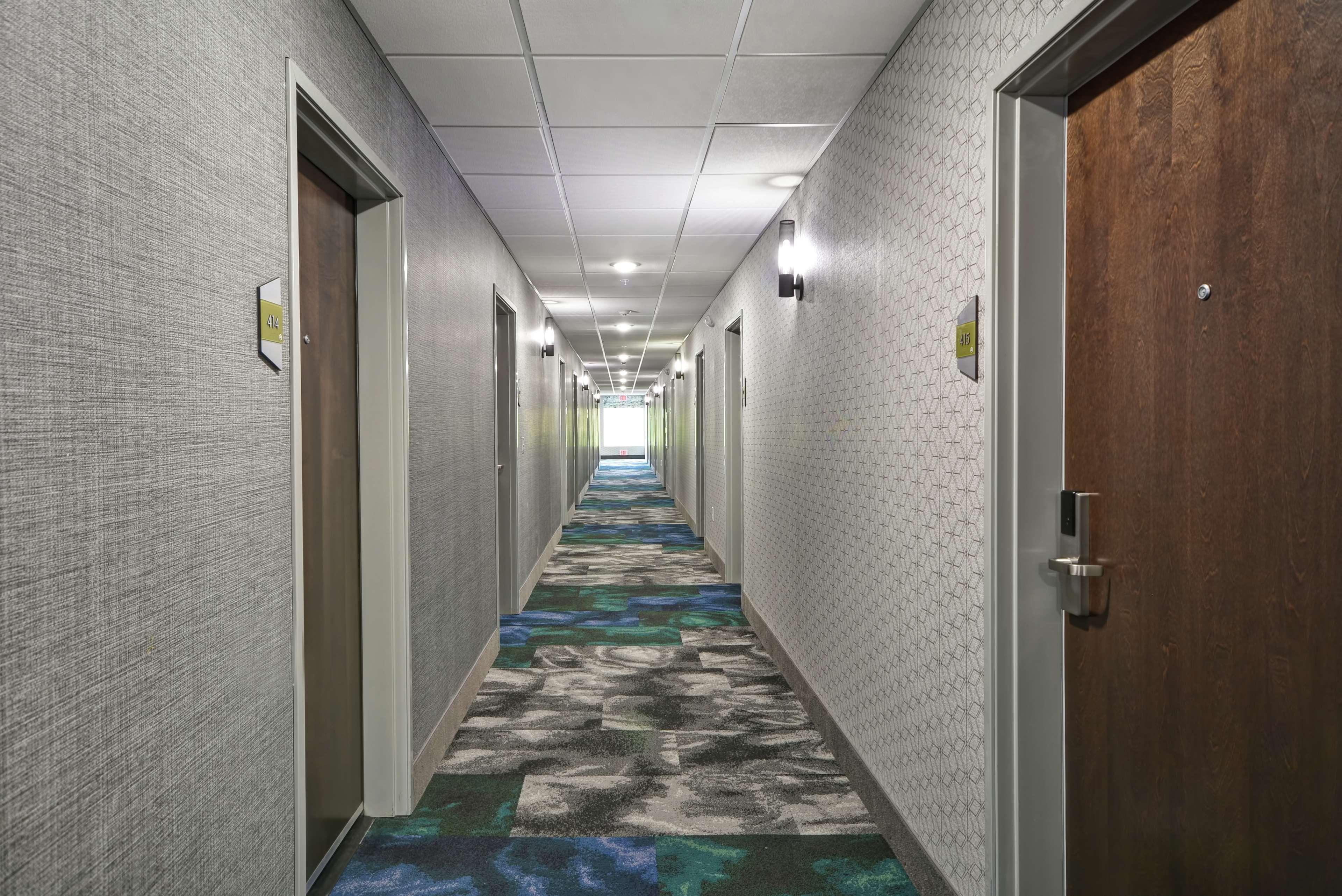 Home2 Suites By Hilton Grand Rapids North Walker Extérieur photo